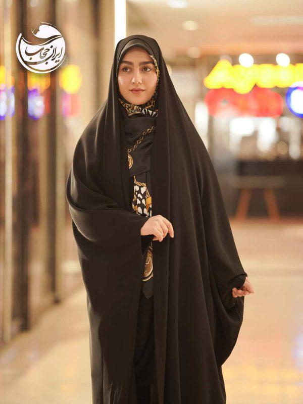 چادر دانشجویی
