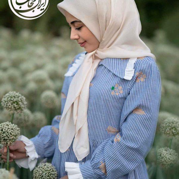 پیراهن گلدار پیلی دار