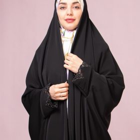 چادر دانشجویی گلدوزی مثلث